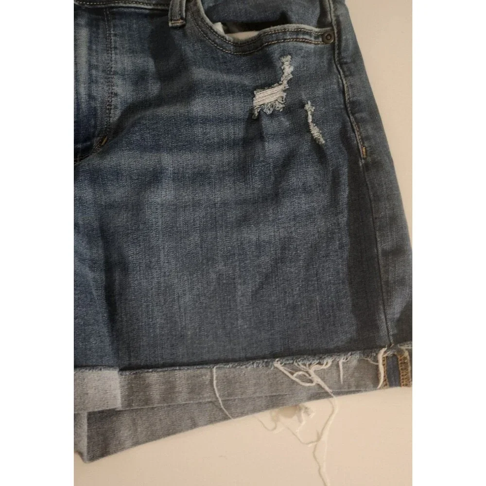 Sonoma womans High Rise Raw Hem Blue Jean Denim Shorts Medium Wash SIZE 12